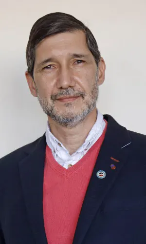  Andres Roig Petersen
